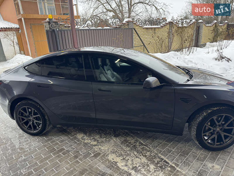 Седан Tesla Model 3 2019 в Староконстантинове
