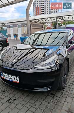 Седан Tesla Model 3 2019 в Одессе