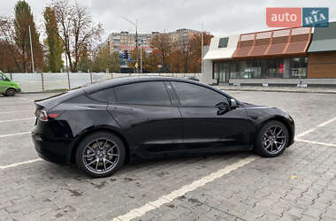Седан Tesla Model 3 2020 в Кривом Роге