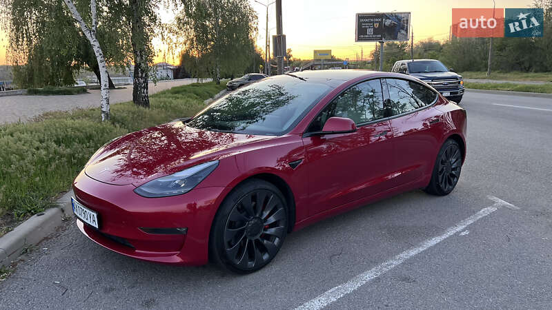 Tesla Model 3 2022