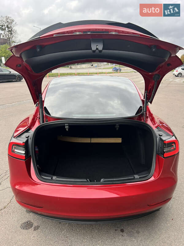 Седан Tesla Model 3 2022 в Львове фото 20 Седан Tesla Model 3 2022 в Львове