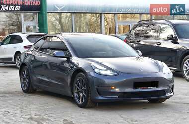 Седан Tesla Model 3 2021 в Днепре