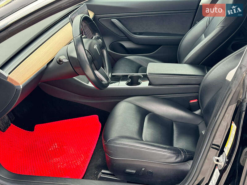 Седан Tesla Model 3 2018 в Вінниці фото 17 Седан Tesla Model 3 2018 в Вінниці