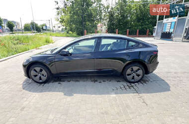 Седан Tesla Model 3 2022 в Луцьку