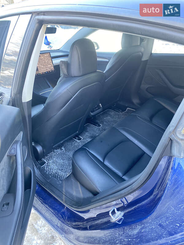 Седан Tesla Model 3 2022 в Українці фото 5 Седан Tesla Model 3 2022 в Українці