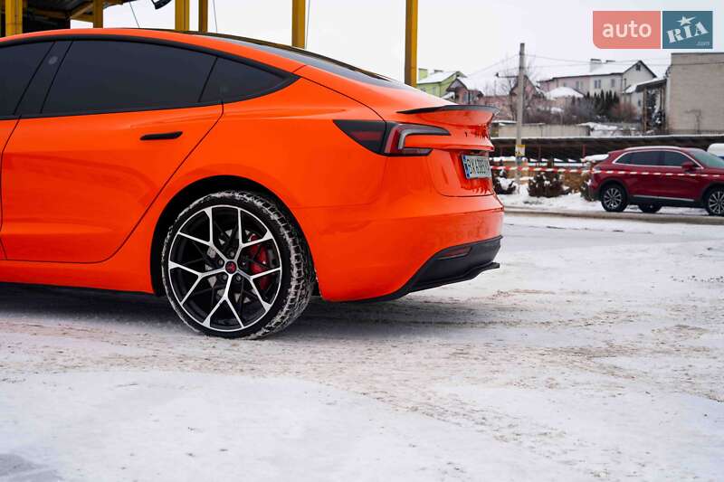 Седан Tesla Model 3 2024 в Хмельницком фото 58 Седан Tesla Model 3 2024 в Хмельницком