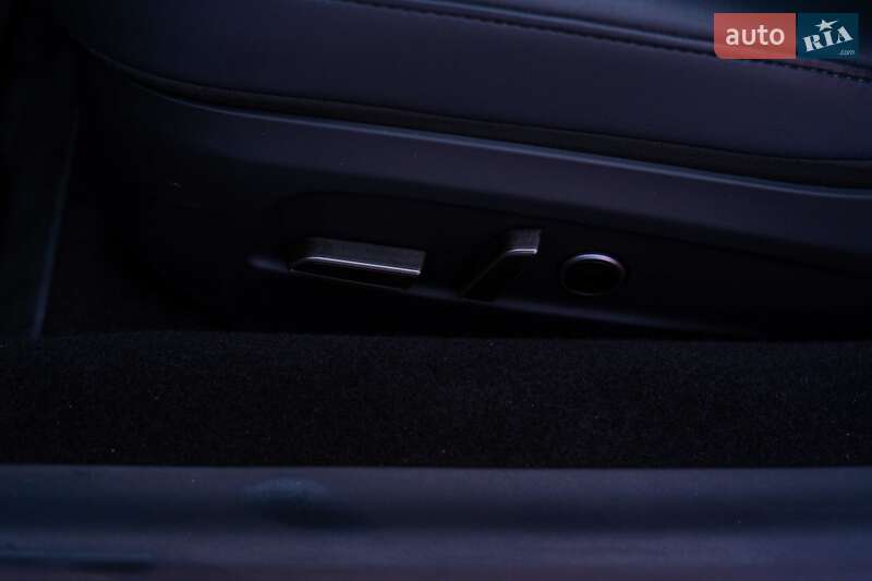 Седан Tesla Model 3 2024 в Хмельницком фото 86 Седан Tesla Model 3 2024 в Хмельницком