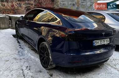 Седан Tesla Model 3 2019 в Одесі