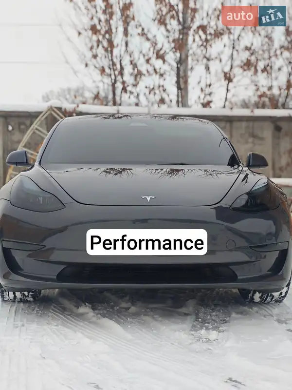 Tesla Model 3 2023