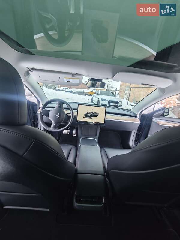 Седан Tesla Model 3 2023 в Фастові