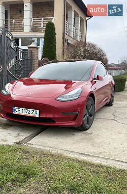 Седан Tesla Model 3 2018 в Новоселиці