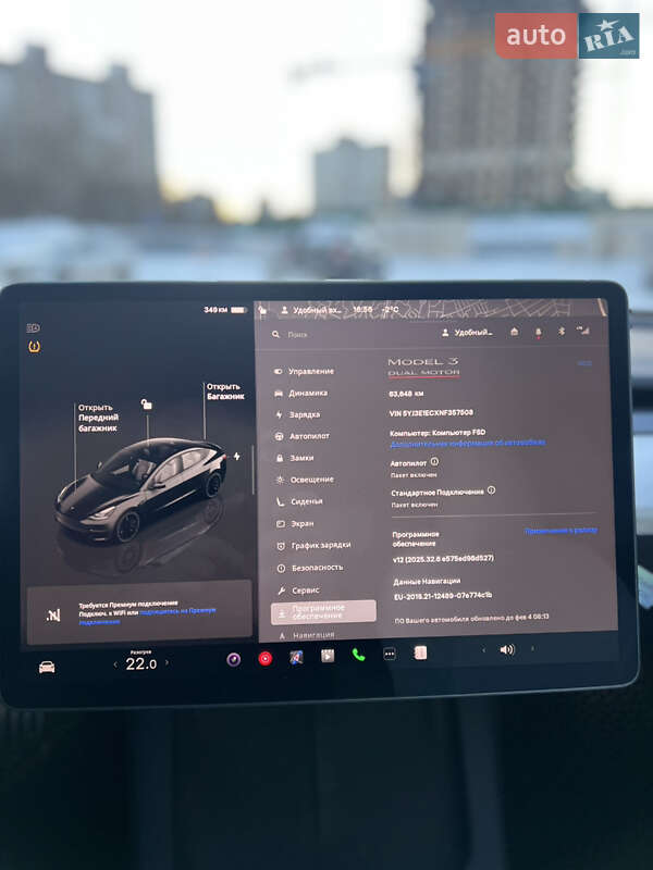 Седан Tesla Model 3 2022 в Киеве