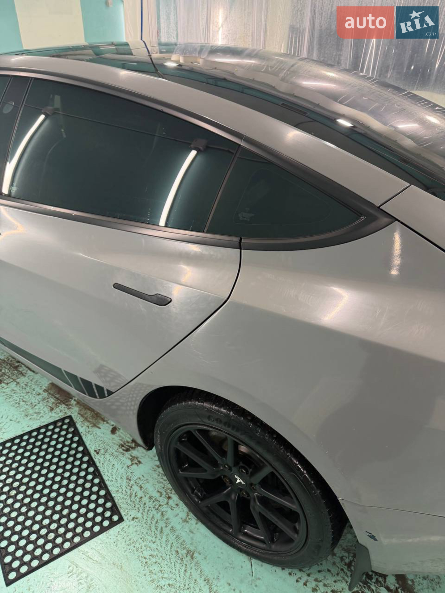 2018 Tesla Model 3 - мініатюра 24