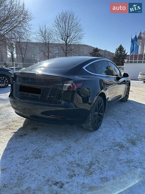 Седан Tesla Model 3 2020 в Харькове