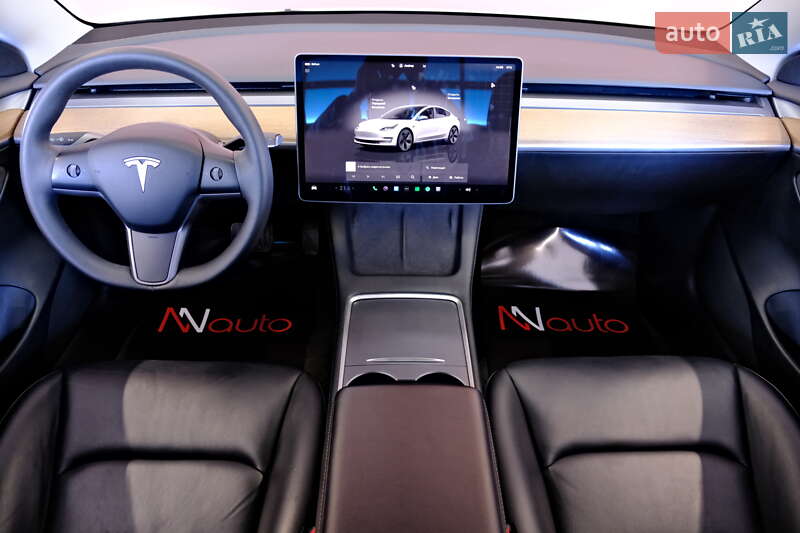 Седан Tesla Model 3 2022 в Одессе