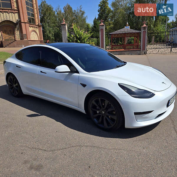 Седан Tesla Model 3 2020 в Кривом Роге