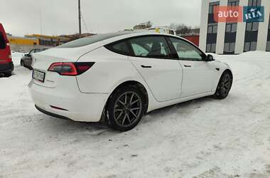 Седан Tesla Model 3 2022 в Ровно