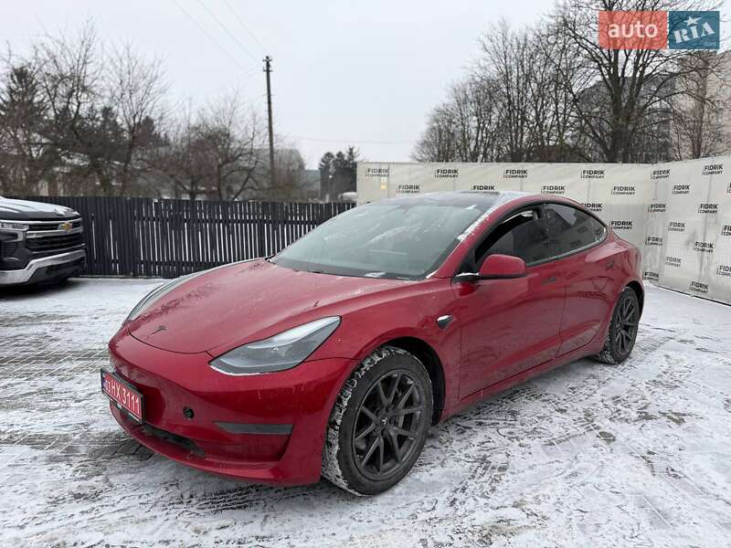 Седан Tesla Model 3 2019 в Луцке