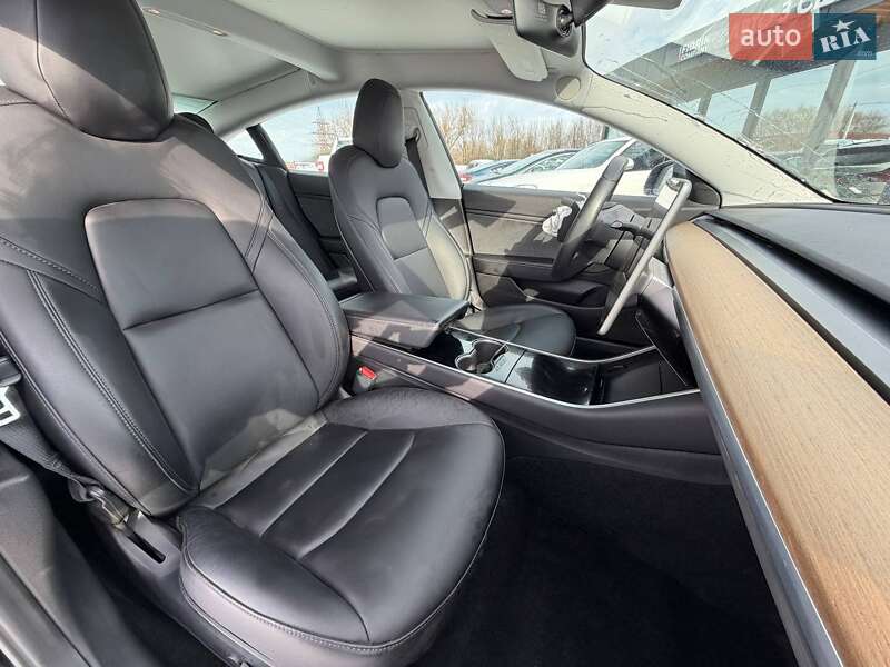 Седан Tesla Model 3 2019 в Луцке фото 17 Седан Tesla Model 3 2019 в Луцке