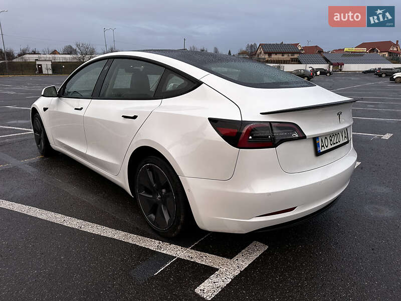 Седан Tesla Model 3 2022 в Ужгороде фото 11 Седан Tesla Model 3 2022 в Ужгороде