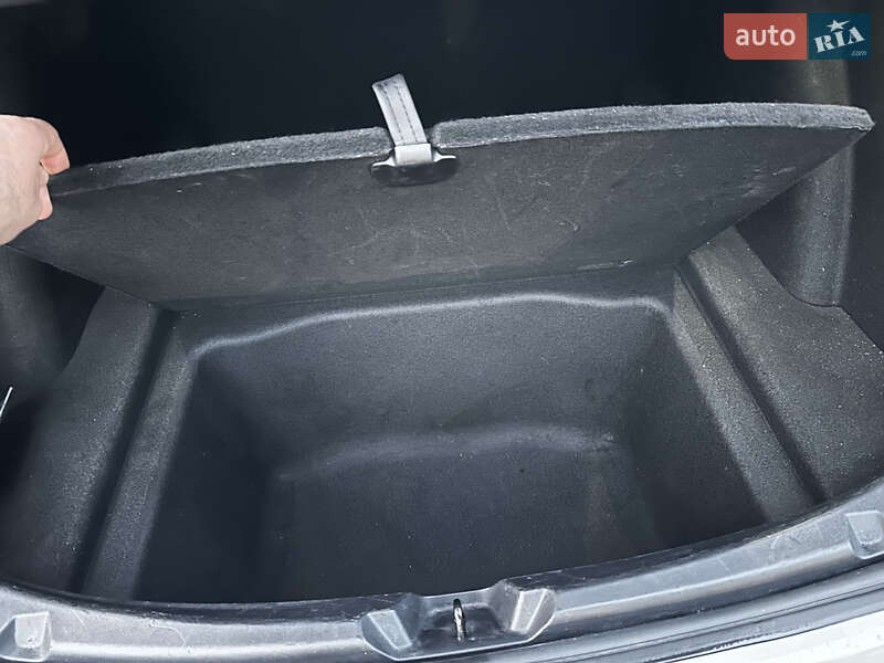 Седан Tesla Model 3 2022 в Ужгороде фото 44 Седан Tesla Model 3 2022 в Ужгороде