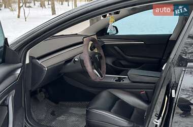 Седан Tesla Model 3 2022 в Киеве