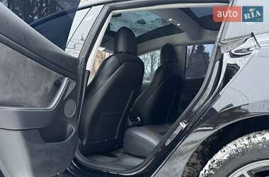 Седан Tesla Model 3 2022 в Киеве