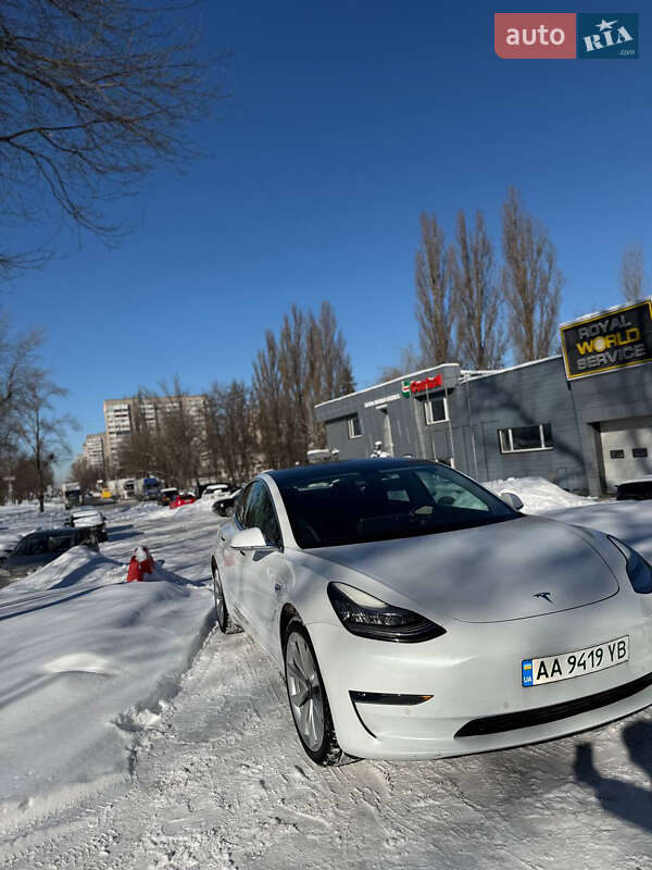 Седан Tesla Model 3 2018 в Киеве фото 4 Седан Tesla Model 3 2018 в Киеве