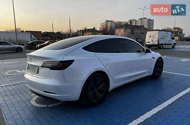 Седан Tesla Model 3 2019 в Виннице