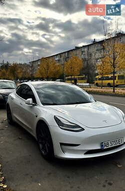 Седан Tesla Model 3 2019 в Виннице