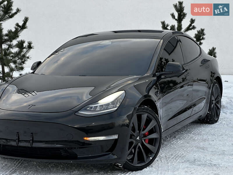Седан Tesla Model 3 2019 в Луцке фото 4 Седан Tesla Model 3 2019 в Луцке