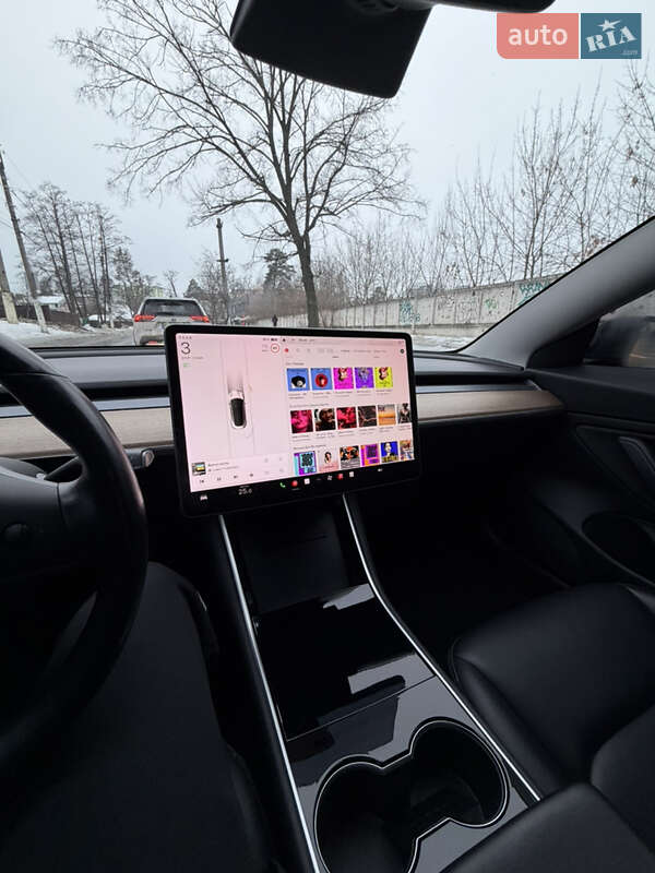 Седан Tesla Model 3 2019 в Ірпені фото Седан Tesla Model 3 2019 в Ірпені