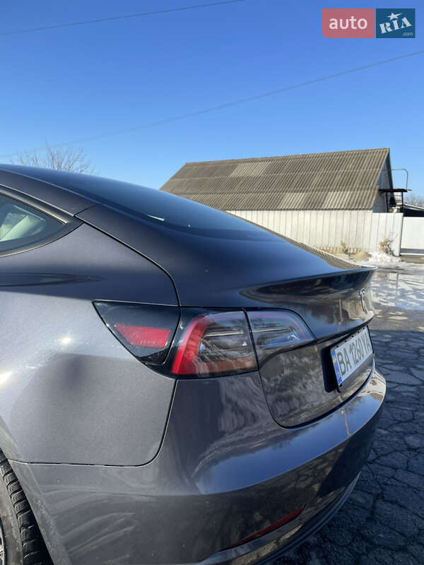 Седан Tesla Model 3 2023 в Благовещенском фото 10 Седан Tesla Model 3 2023 в Благовещенском