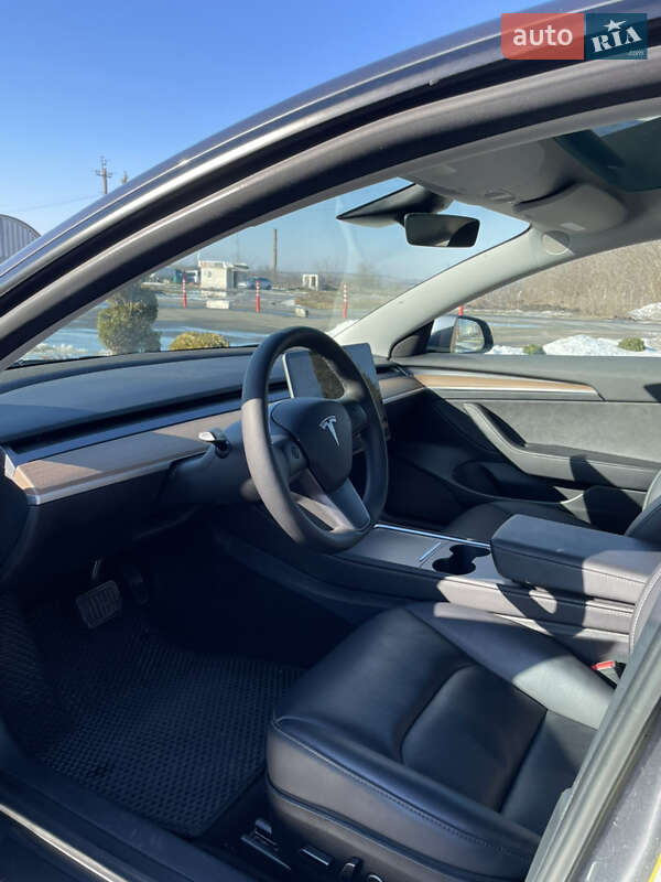 Седан Tesla Model 3 2023 в Благовещенском фото 35 Седан Tesla Model 3 2023 в Благовещенском