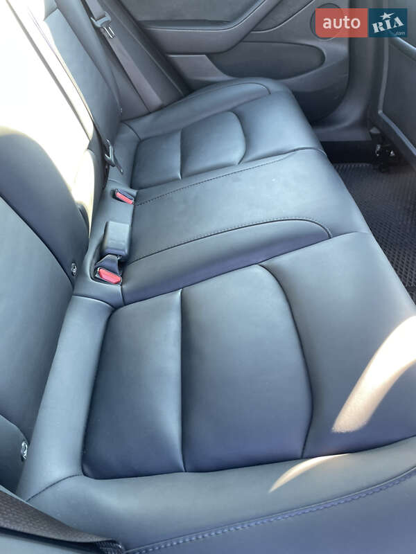 Седан Tesla Model 3 2023 в Благовещенском фото 47 Седан Tesla Model 3 2023 в Благовещенском