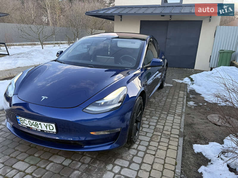 Седан Tesla Model 3 2018 в Львові фото 19 Седан Tesla Model 3 2018 в Львові