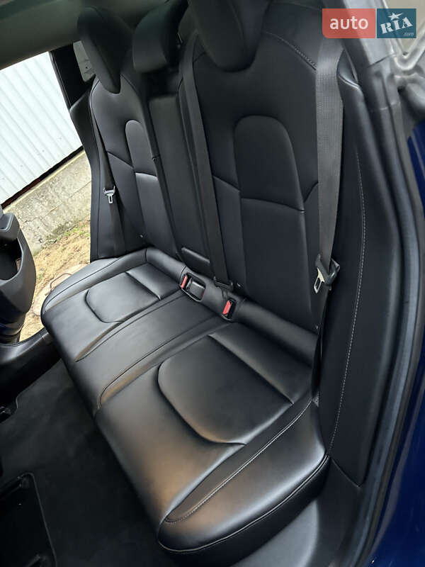 Седан Tesla Model 3 2018 в Львові фото 30 Седан Tesla Model 3 2018 в Львові