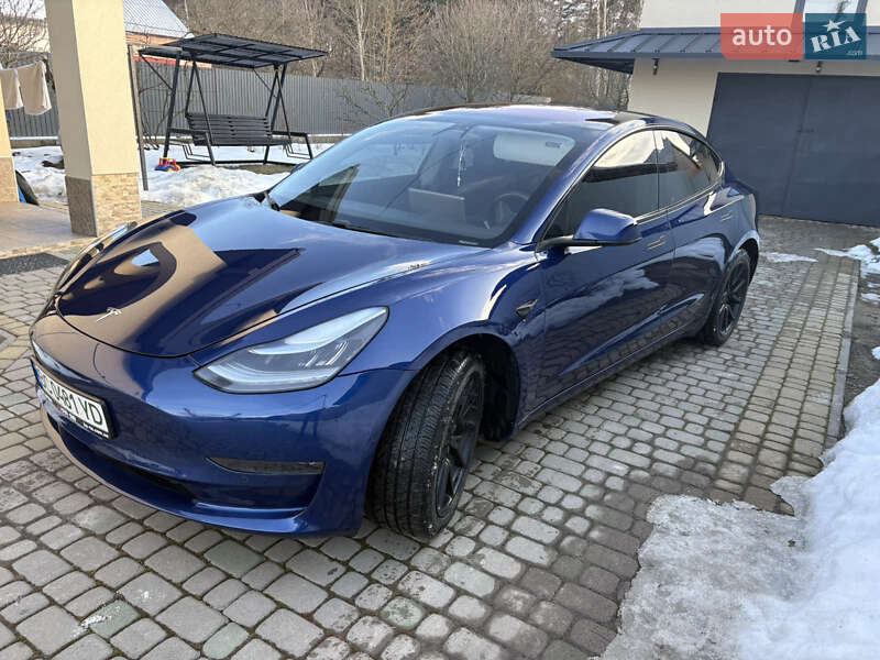 Седан Tesla Model 3 2018 в Львові фото 40 Седан Tesla Model 3 2018 в Львові