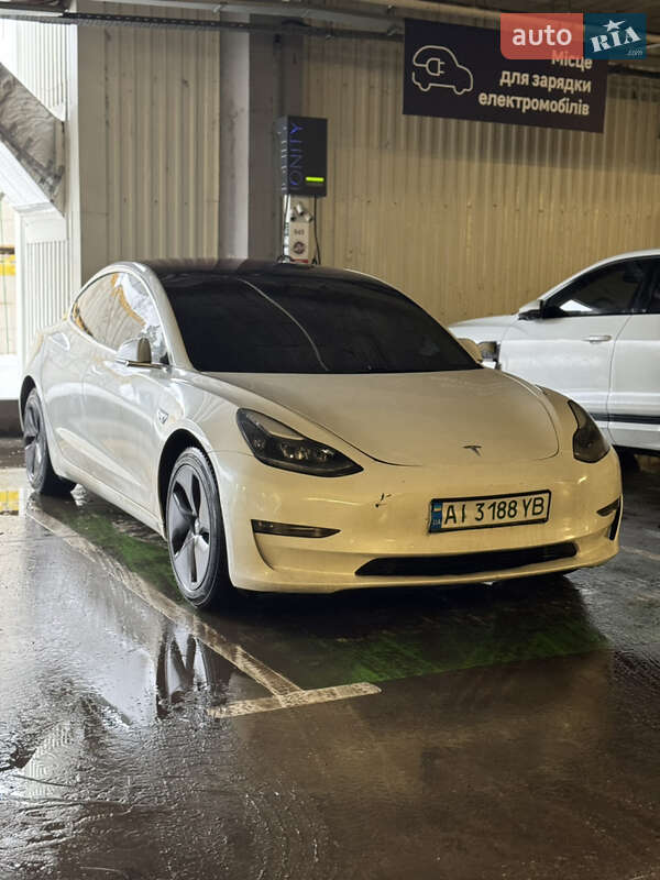 Седан Tesla Model 3 2018 в Киеве фото 2 Седан Tesla Model 3 2018 в Киеве