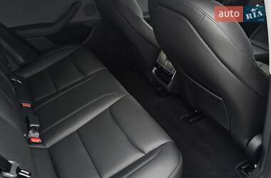 Седан Tesla Model 3 2025 в Мукачево
