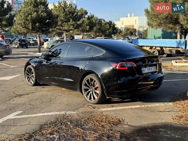 Седан Tesla Model 3 2020 в Одессе