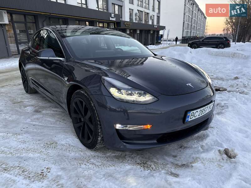Седан Tesla Model 3 2019 в Львове фото Седан Tesla Model 3 2019 в Львове