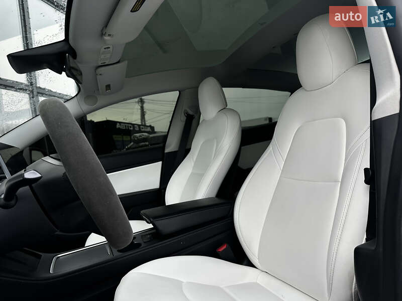 Седан Tesla Model 3 2020 в Львове фото 20 Седан Tesla Model 3 2020 в Львове