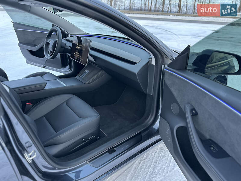 Седан Tesla Model 3 2024 в Тернополі фото 16 Седан Tesla Model 3 2024 в Тернополі