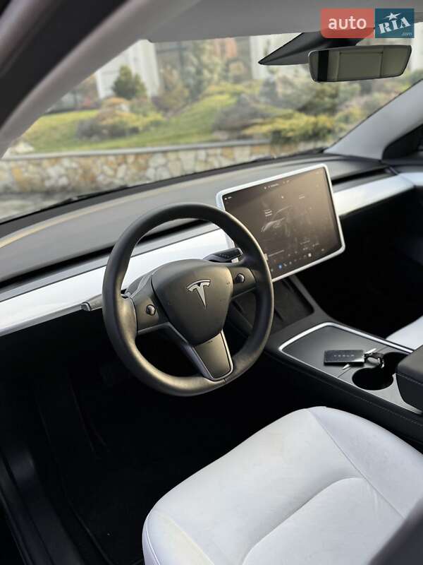 Седан Tesla Model 3 2023 в Хусте фото 4 Седан Tesla Model 3 2023 в Хусте