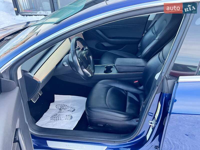 Седан Tesla Model 3 2018 в Луцке фото 9 Седан Tesla Model 3 2018 в Луцке