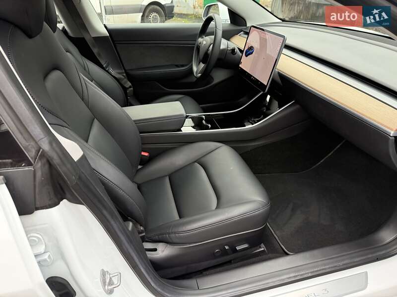 Седан Tesla Model 3 2018 в Києві фото 9 Седан Tesla Model 3 2018 в Києві