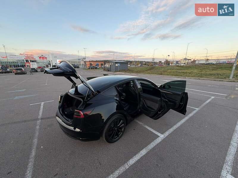 Седан Tesla Model 3 2021 в Киеве фото 4 Седан Tesla Model 3 2021 в Киеве
