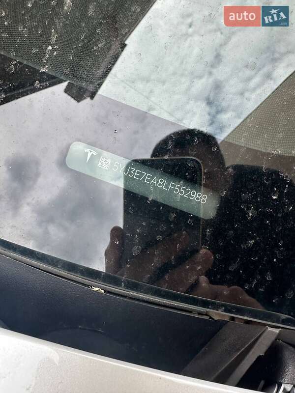 Седан Tesla Model 3 2019 в Харкові