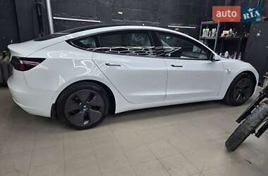 Седан Tesla Model 3 2021 в Києві